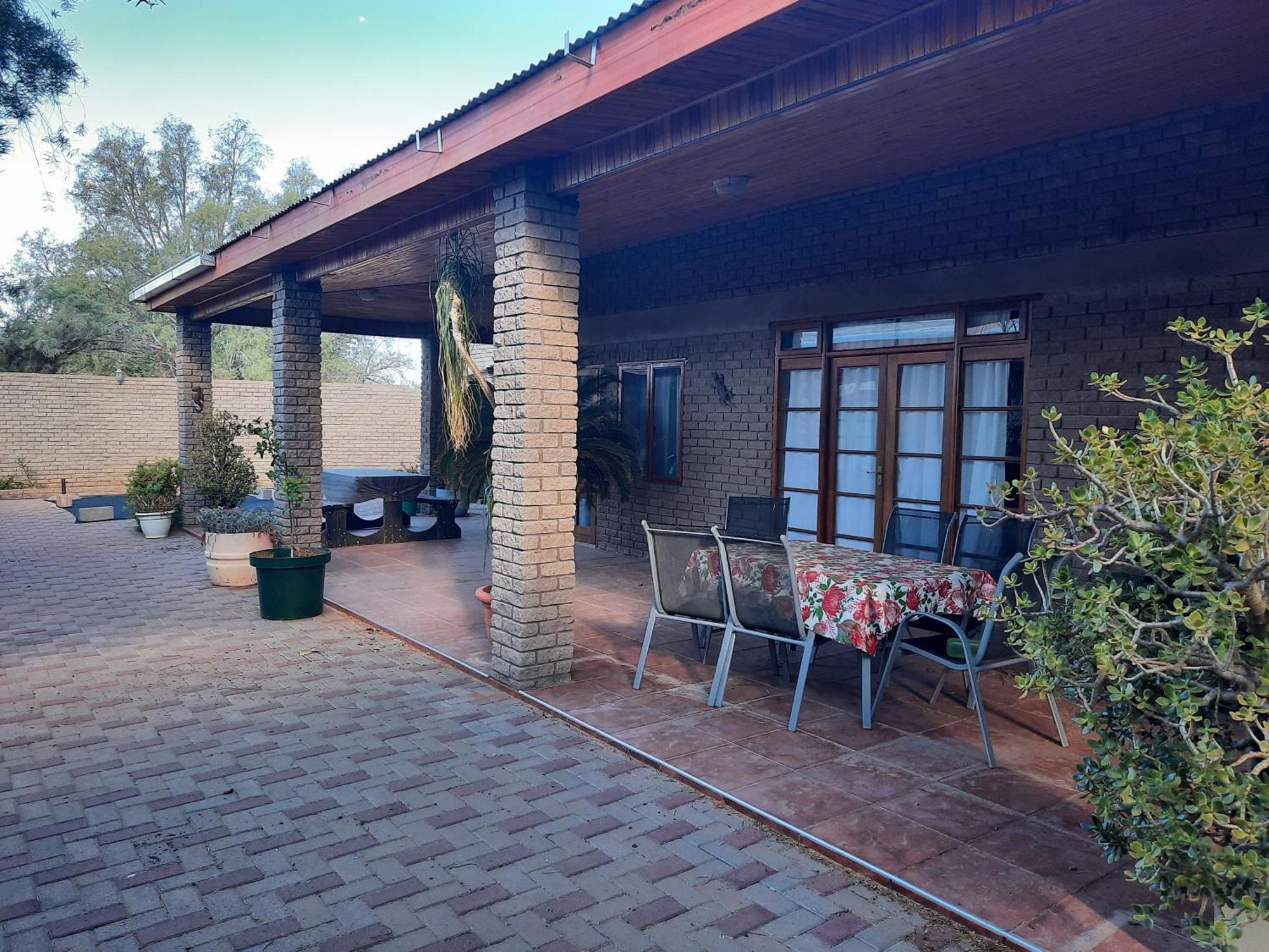 Terra Rouge Guestfarm & Sonstraal Farmhouse Koes Exterior photo