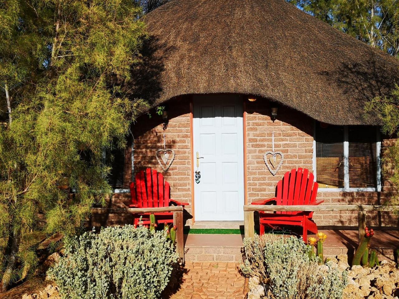 Terra Rouge Guestfarm & Sonstraal Farmhouse Koes Exterior photo